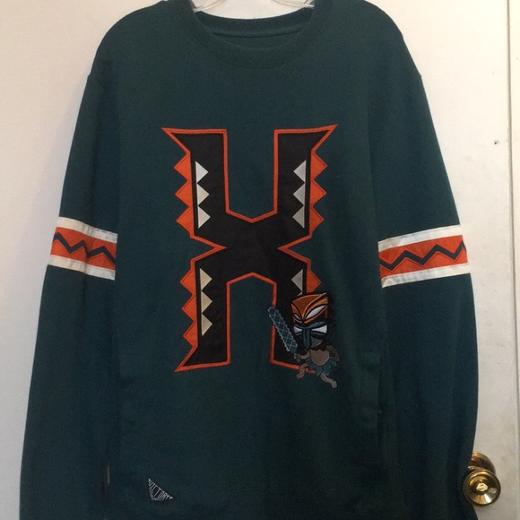 10 deep sweater